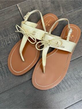 Kate Spade Gold Bow Thong Sandals with Tan Footbed 10